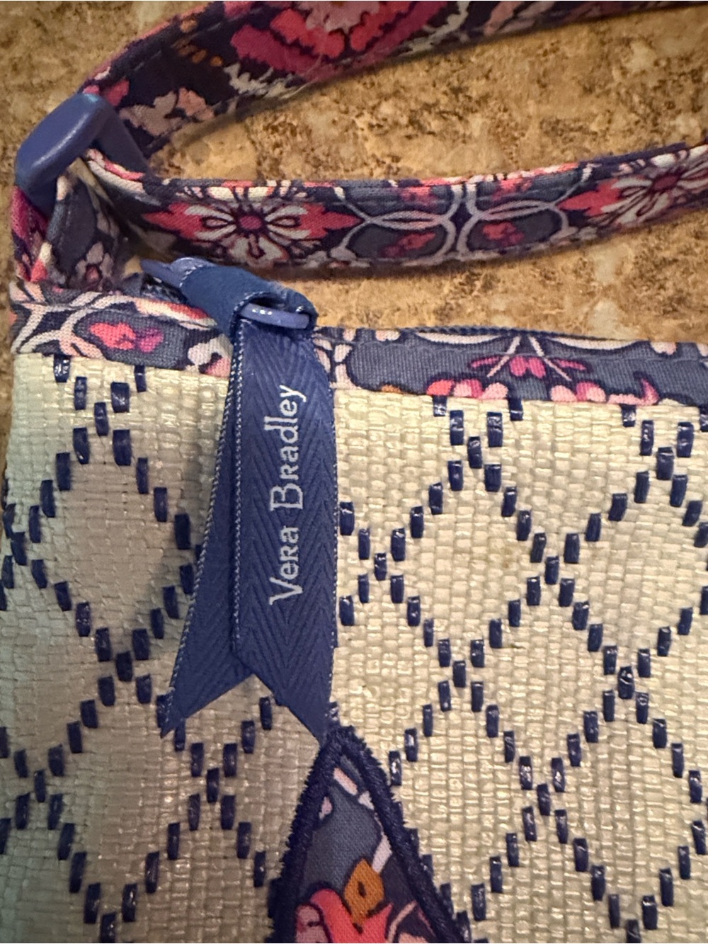 Vera Bradley Starfish Beach Tote Magenta Medallion - Picture 2 of 5